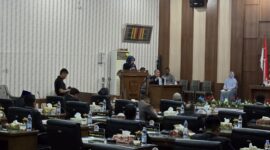 Caption : Rapat Paripurna Ke-3 Masa Persidangan III Tahun Sidang 2025 Digelar, Jum'at (25/07/25)