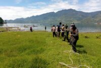 Terungkap Tak Semua Pendemo Pemilik Cangkul, sehingga akhirnya mereka membersihkan sendiri (doc/15/07/25)