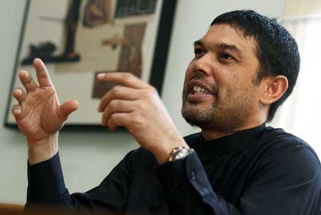 Caption : Dr.H.M.Nasir Djamil anggota DPR RI dapil Aceh 2, layak di perhitungkan untuk memimpin partai PKS di provinsi Aceh (doc/sumber ggl)