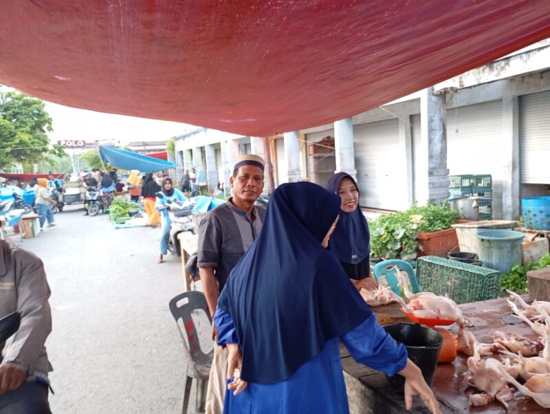 Caption : Kenaikan Harga Sembako Membuat Masyarakat Menjerit: “Rupiah Seakan Tak Bernilai Lagi”