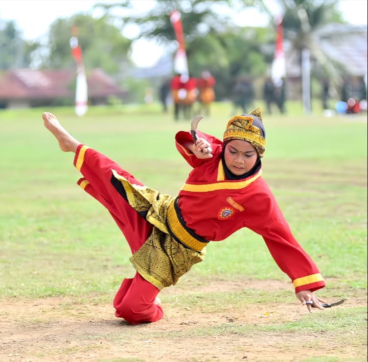 Caption : Aqila Dilatih Langsung oleh Ibunya, Harumkan Nama Aceh Lewat Pencak Silat