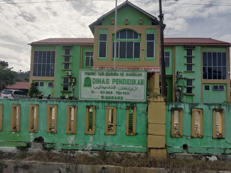 filter: 0; jpegRotation: 0; fileterIntensity: 0.000000; filterMask: 0; module:1facing:0; 
hw-remosaic: 0; 
touch: (-1.0, -1.0); 
modeInfo: ; 
sceneMode: Night; 
cct_value: 0; 
AI_Scene: (-1, -1); 
aec_lux: 22.0; 
hist255: 0.0; 
hist252~255: 0.0; 
hist0~15: 0.0;