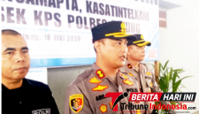 Kapolres Bitung, AKBP Arie Sulistyo Nugroho, S.I.K., M.H., Didamping Kasi Humas Polres Bitung Abdul Natip Anggai