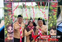 Kepala Madrasah MTs N 1 Bitung, Drs. H. Sudarto Katijo, M.Pd.I., saat mendamping Kakan Kemenag Bitung. 