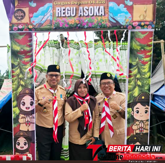 Kepala Madrasah MTs N 1 Bitung, Drs. H. Sudarto Katijo, M.Pd.I., saat mendamping Kakan Kemenag Bitung. H. Yahya W. Pasiak, S.Ag., M.M., (Ft. Ist)