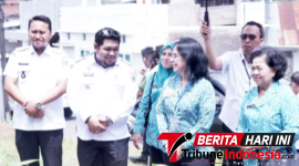Camat Girian Rukman Rasyid, S.Sos, bersama Ketua TP-PKK Kota Bitung, Ny. Ellen Honandar, S.E., (Ft. Ist)