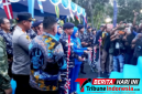 ‎Dankodaeral VIII didampingi Ketua Daerah Kodaeral VIII Gabungan Jalasenastri Koarmada RI, Ny. Emy Dery Triesananto, Saat gunting Pita. (Ft. talia)