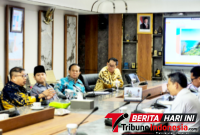 Walikot Bitung, Hengky Honandar, S.E, saat diruang Rapat, Biro Perencanaan Kementerian Kelautan dan Perikanan. (Ft. Ist)
