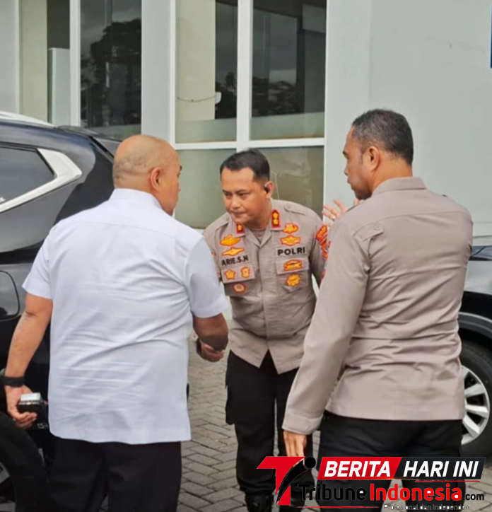 ‎Kapolres Bitung AKBP Arie Sulistyo Nugroho, S.I.K., M.H. Menyambut Rombongan Inspektorat Pengawasan Umum (Itwasum) Polri, (Ft. Ist)