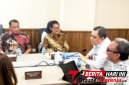 ‎Wlikota Bitung, Hengky Honandar, S.E, Saat pertemuan di Gedung Deputi Gakkum KLH, Plaza Kuningan, Jakarta, (Dok. Istimewa)