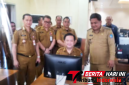 ‎𝐑𝐚𝐧𝐝𝐢𝐭𝐨 𝐌𝐚𝐫𝐢𝐧𝐠𝐤𝐚, S.Sos., Saat Memantau 
‎Tes Pro ASN di lingkungan Pemerintah Kota Bitung. (Dok. Istimewa)