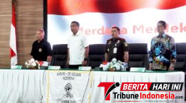 ‎Walikot Bitung, Hengky Honandar, S.E, Menghadiri acara pelantikan Pengurus Karate-Do Gojukai Indonesia Komisariat Daerah (Komda) Sulawesi Utara. (Dok. Istimewa)
‎
‎
‎