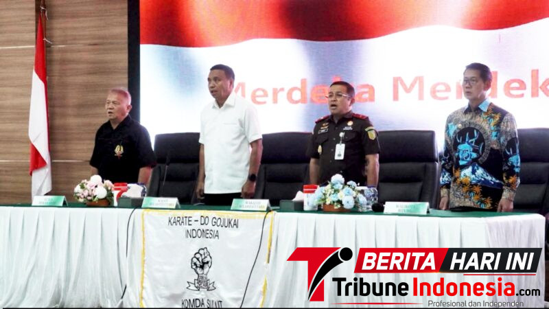 ‎Walikot Bitung, Hengky Honandar, S.E, Menghadiri acara pelantikan Pengurus Karate-Do Gojukai Indonesia Komisariat Daerah (Komda) Sulawesi Utara. (Dok. Istimewa)
‎
‎
‎