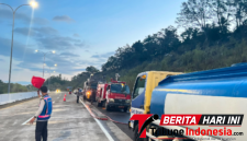 Kolaboras Polres Dan Pemkot Bitung, Dilokasi Karhutla di Jalan Tol KM 26.600, Kelurahan Tendeki, Kecamatan Ranowulu. (Dok. Istimewa)
