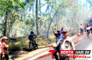 ‎Polsek Matuari Polres Bitung Bersama Damkar Pemkot Bitung saat Memadamkan api Di lokasi Karhutla, Batu Putih. (Dok. Istimewa)
