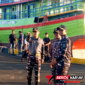 Dankodaeral VIII Laksda TNI Dery Triesananto Suhendi, S.E., M.Tr.Opsla., saat berada di dermaga Samuel Languyu Bitung Satrol Kodaeral VIII. (Ft. talia)
‎