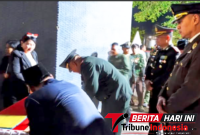 ‎Kejari Bitung Erwin Widihantono, S.H., M.H., Saat menyaksikan penandatanganan Walikota Bitung dan Dandim 1310/Bitung di TMP. (Dok. Istimewa)
