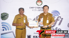 ‎Kadis Kominfo Bitung, Altin Tunengkol, S.IP., M.Si. (Dok. Ist)
‎
‎
‎
‎