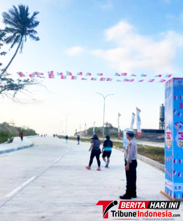 ‎Personel Polsek Matuari Polres bitung saat berada di lokasi Pelaksanaan Kegiatan Merdeka Walk Challenge 81K tahun 2026 (Dok. Istimewa)
‎