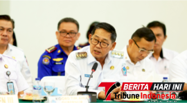 ‎Walikota Bitung Hengky Honandar S.E, saat mengikuti Rapat Koordinasi (Rakor) Penanganan Karhutla tingkat Provinsi Sulawesi Utara. (Dok. Istimewa)