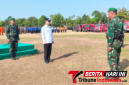 ‎Walikota Bitung Hengky Honandar, S.E, bertindak selaku Inspektur Upacara di Apel Gelar Pasukan Penanganan Kebakaran Hutan dan Lahan. (Dok. Istimewa)