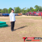 ‎Walikota Bitung Hengky Honandar, S.E, bertindak selaku Inspektur Upacara di Apel Gelar Pasukan Penanganan Kebakaran Hutan dan Lahan. (Dok. Istimewa)