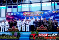 Walikota Bitung, Hengky Honandar, S.E., Bersama Kajari Bitung Menggunakan Seragam Karate di Open Tournament 'Kejati Sulut Cup Ke-V dan Wali kota Bitung' Tahun 2026. (Ft. Istimewa)