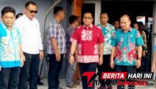 Wadan Kodaeral VIII, Laksma Pertama TNI Tony Herdijanto, S.E., M.Sc. Saat tiba di Markas Satrol Kodaeral VIII Bitung. (ft. talia)