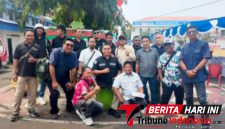 Kasi Humas Polres Bitung, Abdul Natip Anggai, Bersama Jurnalis Kota Bitung.