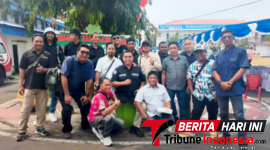 Kasi Humas Polres Bitung, Abdul Natip Anggai, Bersama Jurnalis Kota Bitung.