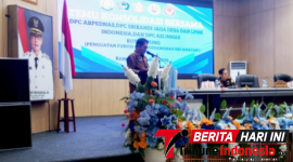 Setda Bitung, Ir. Ignatius Rudy Theno, S.T., M.T., M.A.P., Saat memberikan Sambutan Mewakili Walikota Bitung, Hengky Honandar, S.E., (ft. talia)