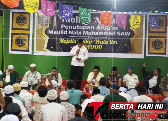 Kapolres Bitung, AKBP Arie Sulistyo Nugroho, S.I.K., S.H., M.H., Saat memberikan Penyampaian di Tabligh Akbar Al Haudh. (ft. talia)