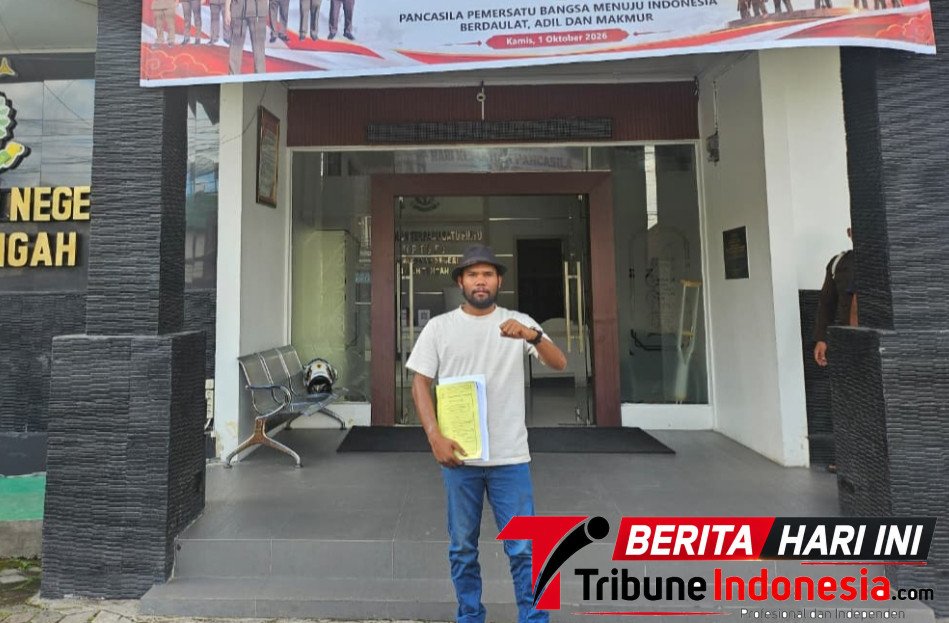 Aktivis Gayo, Saparuda IB, saat hendak membuat laporan dugaan mark-up APE Ke Kejaksaan Negeri Aceh Tengah (Dok.ist) 