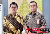 Walikota Bitung, Hengky Honandar, S.E, bersama Direktur Penanganan Aset Barang Bukti Ditjen Gakkum Kementerian ESDM, Ryllo Ashuri Panay, AP., MM., (ft. Kabag. Protokol Bitung)